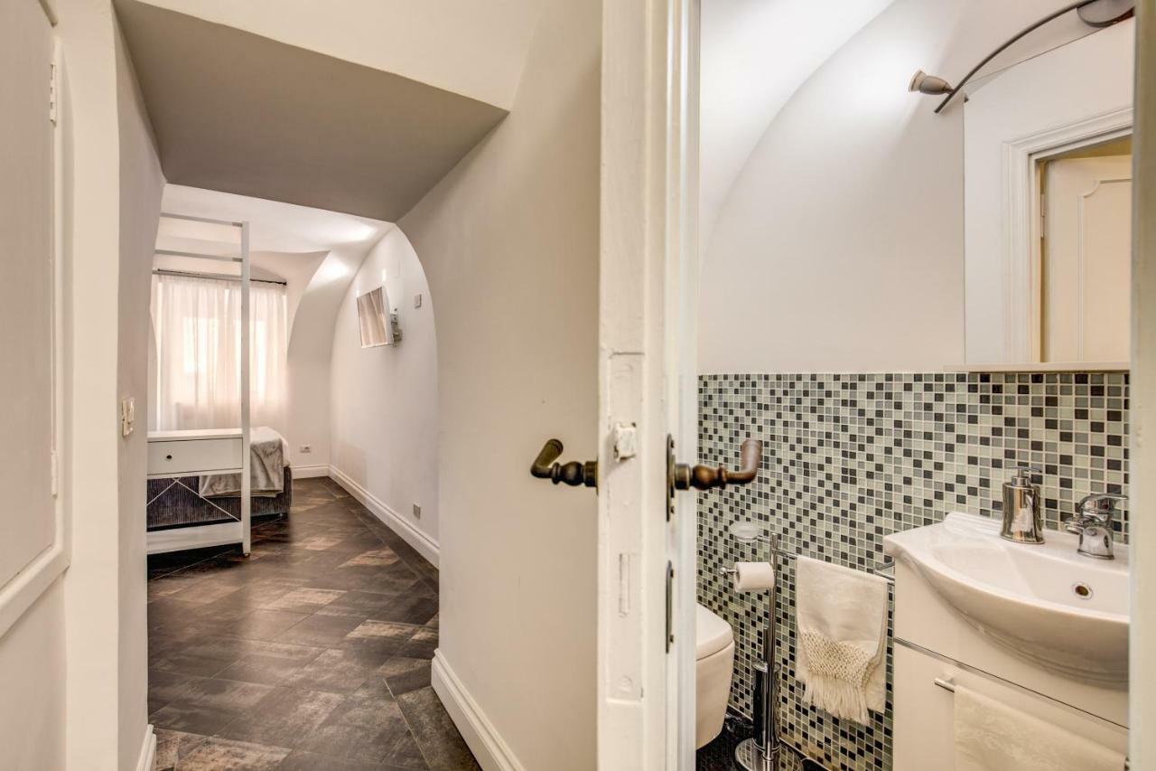 Fori Imperiali Lovely Apartment Рим Экстерьер фото
