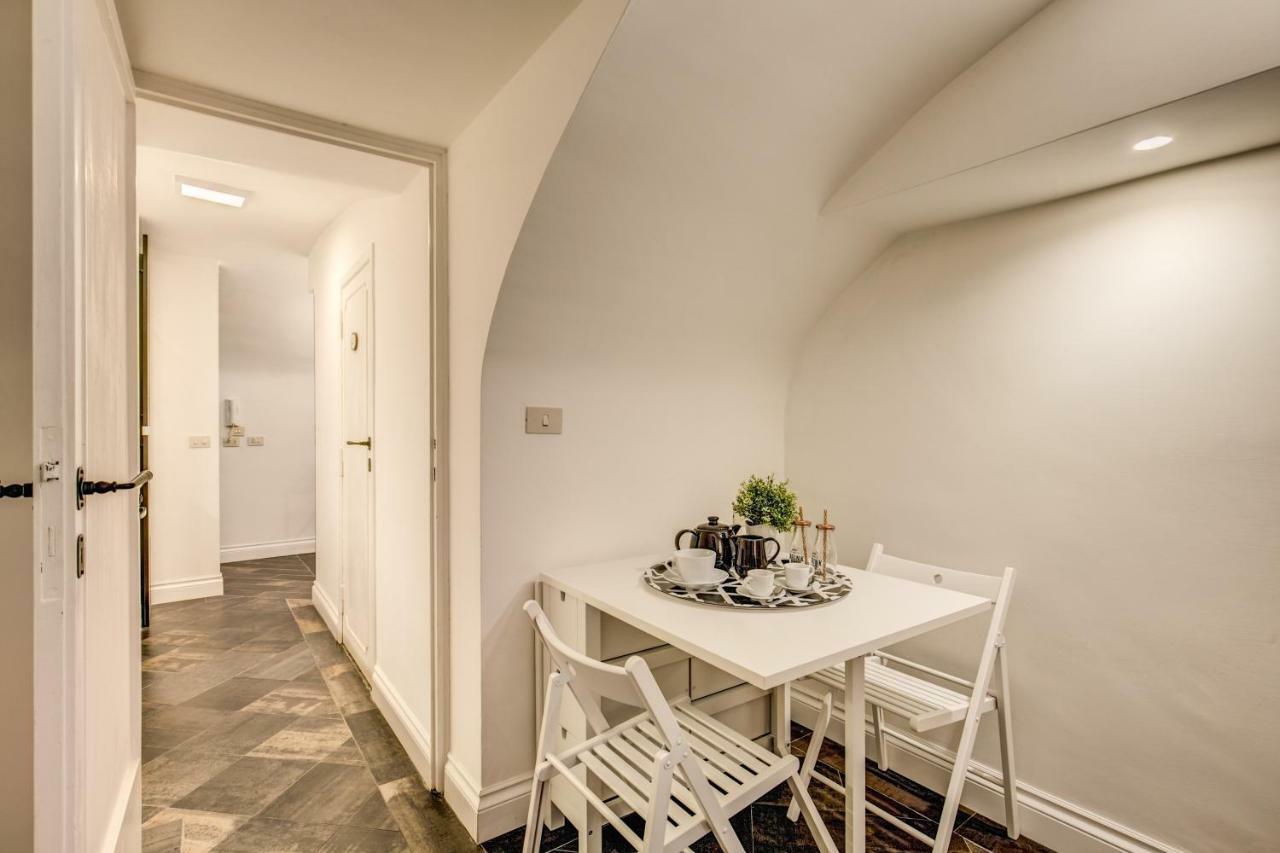 Fori Imperiali Lovely Apartment Рим Экстерьер фото