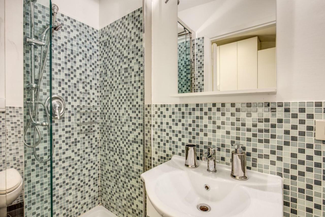 Fori Imperiali Lovely Apartment Рим Экстерьер фото