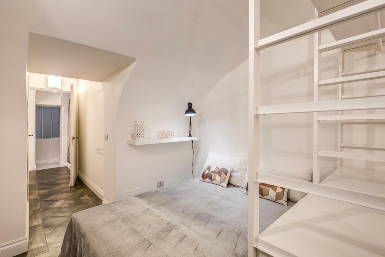 Fori Imperiali Lovely Apartment Рим Экстерьер фото